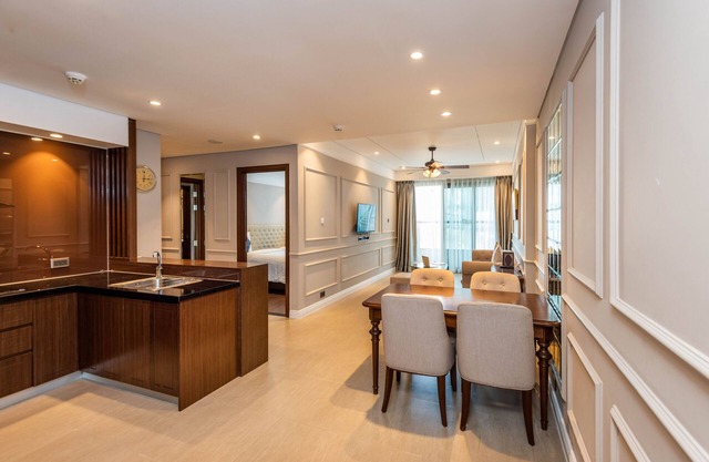 Neo Classic Condo