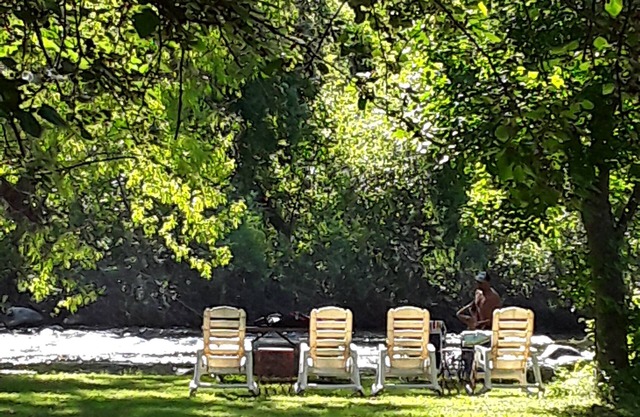 Ubicado entre Sequoia Nat'l Park y Lake Kaweah - River Front Ranch