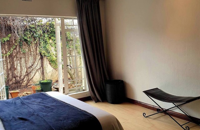 Nestled in Westdene Johannesburg. Close to great restaurants, bars and art.
