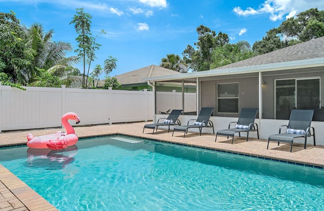 **NEW 4/2 pool home, private backyard, close to everything.