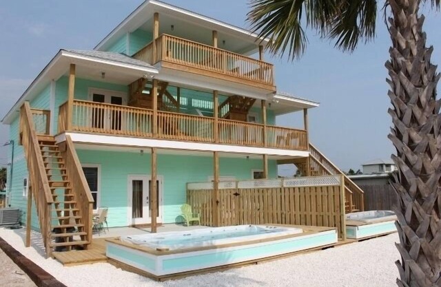 Nueva casa adosada en la playa con piscina privada - A pasos de la playa