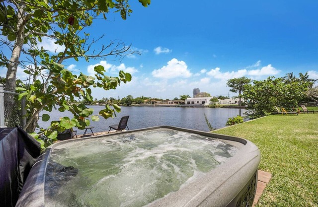NEW Casa Sirena I Waterfront