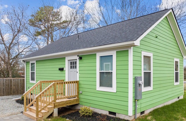 New Durham Home - near Downtown, DPAC and food