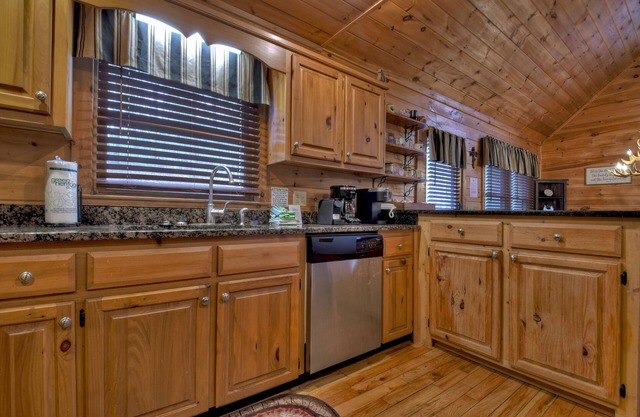New! Enjoy a dog-friendly cottage with firepit!