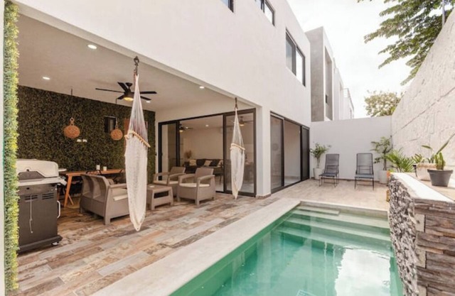 NEW! Exclusive Villa 10min to Beach Priv Pool
