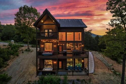 New Explorer's Hideaway,Mtn View, Firepit,Upscale