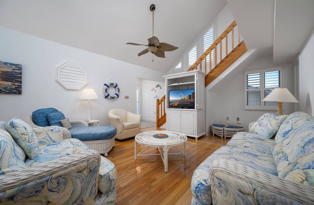 New Listing! Spacious Home Located Bayside, just 3 Blocks To The Beach