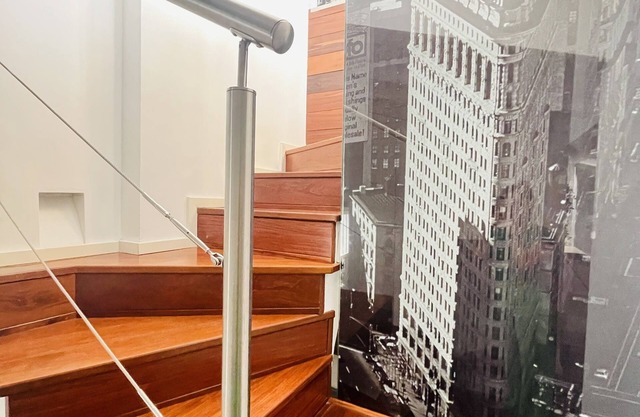 NEW High-End Penthouse in Downtown Valencia
