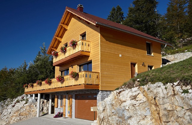 PENDIENTES COMPLETO nuevo Holiday chalet cerca de remonte