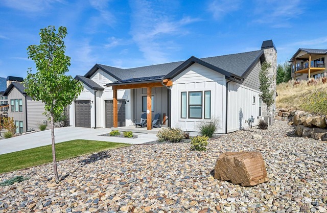 Brand NEW Home in Eden at the base of Powder Mtn