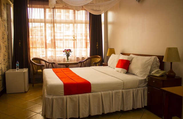 New Hotel Aquiline