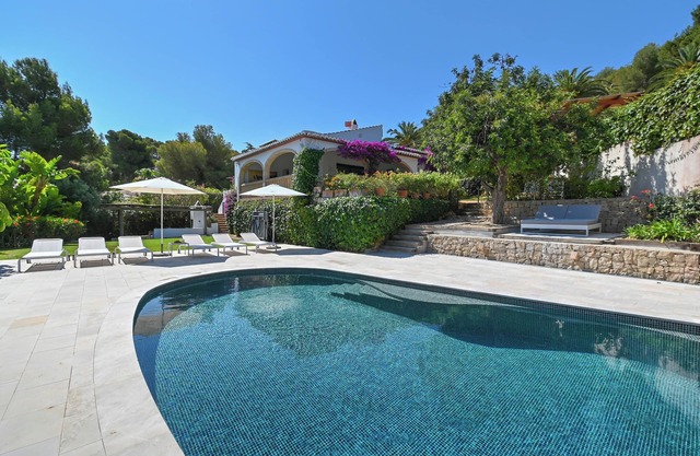 Casa nueva: Piscina climatizada, gran BBQ, wifi de 100MB, aire acondicionado
