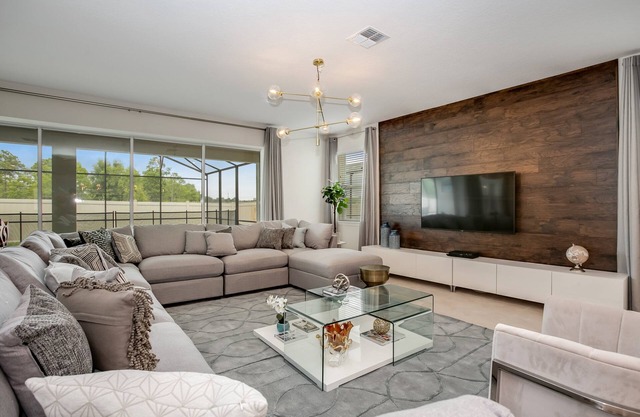 New Listing! Solara Resort, 8mi to Disney & 15mi to Universal - FS309887
