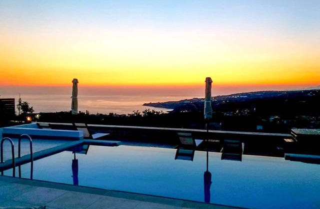 NUEVO Lux Villa ★ Prive Infinity pool ★ Jacuzzi ★ SeaView