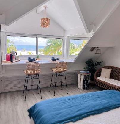 New sea view studio