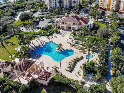 New Smyrna Luxury Beachfront Condo Pool Hot Tub