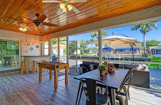 NEW! Spacious Relaxing Home With Boat Dock