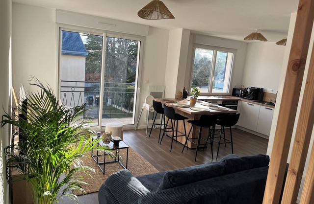 New St Marc/mer Triplex T3, modern and comfortable, 200m from sea and footpath
