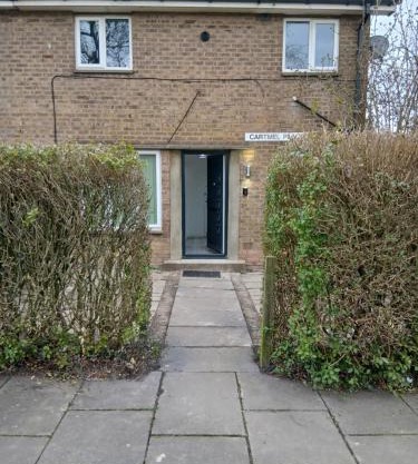 Newly Refurbed, Driveway, 4-BR House, Ensuite