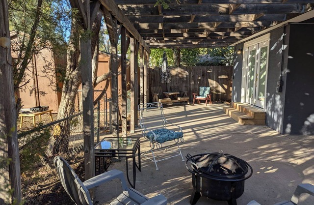 Newly remodeled 3-bedroom cottage near downtown Colorado Springs
