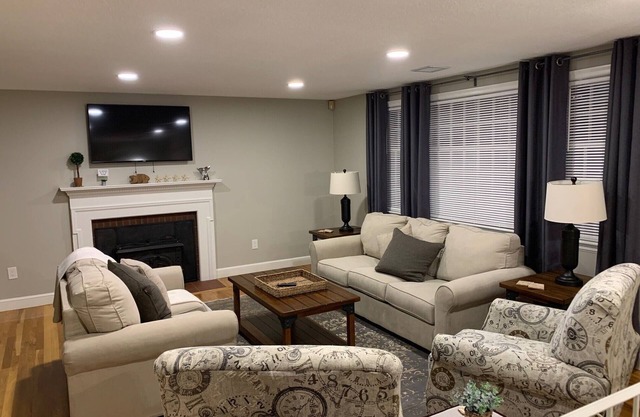 Newly renovated...3 Bed/2 Bath close to Boston, Gillette Stadium & trains.