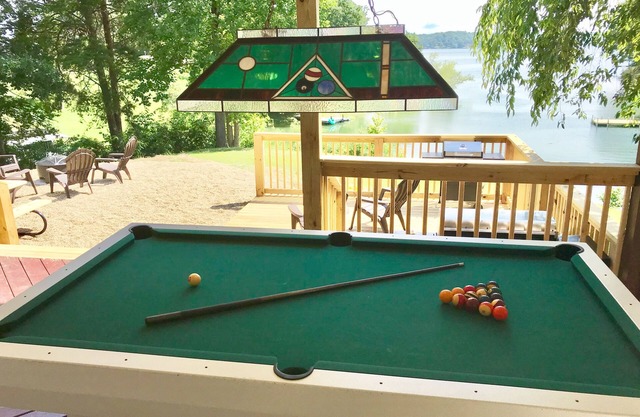 Nuevo en VRBO - Recién renovado Dockable LAKEFRONT Home para 2019