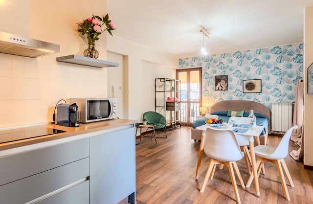 Hermoso apartamento para 2 personas con WIFI, TV, terraza y aparcamiento