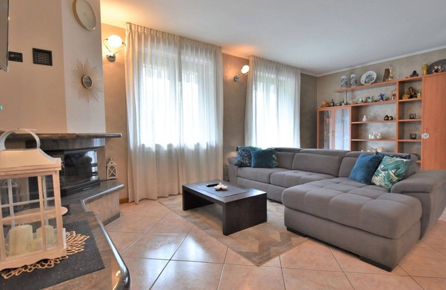 Acogedor apartamento para 5 personas con A/C, WIFI, TV y terraza