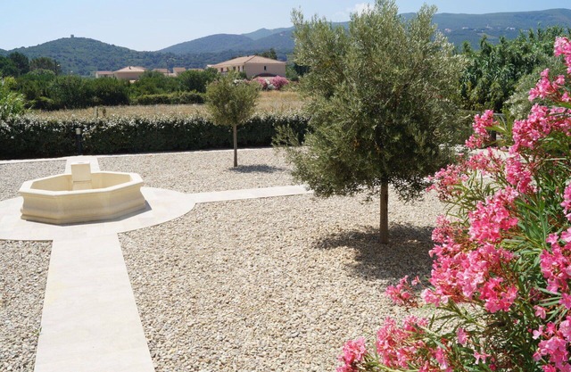Precioso apartamento para 4 personas con A/C, TV, terraza, mascotas permitida y aparcamiento