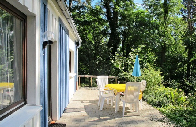 Hermoso apartamento en villa con WIFI, TV, terraza, mascotas permitida y aparcamiento