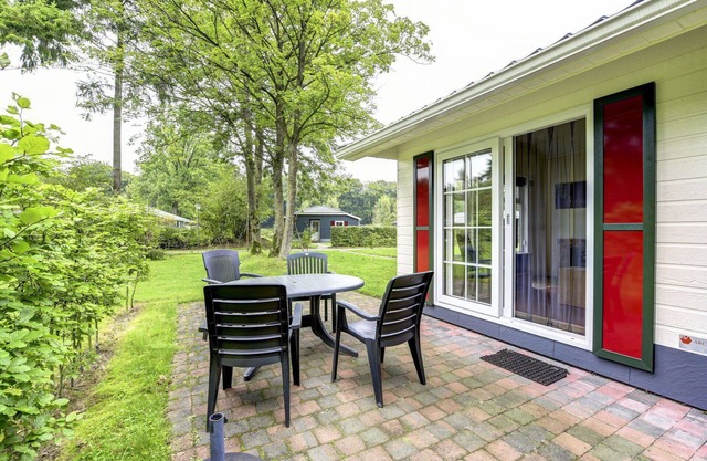 Precioso apartamento en villa para 4 personas con piscina, WIFI, TV, terraza y aparcamiento