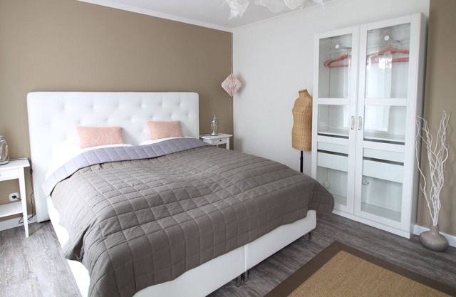 Bonito apartamento con jardín - idílico y cerca de la ciudad