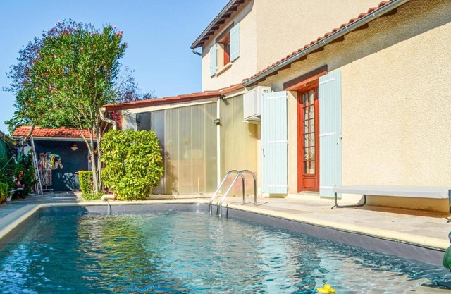 Nice Home In Bergerac With Wifi