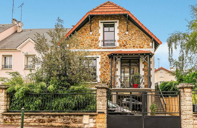 Bonita casa en Bourg-la-Reine con WiFi