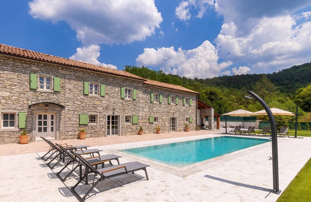 Preciosa casa en Buzet con cocina