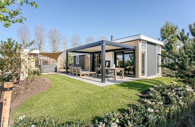 Bonita casa en Voorthuizen con cocina.