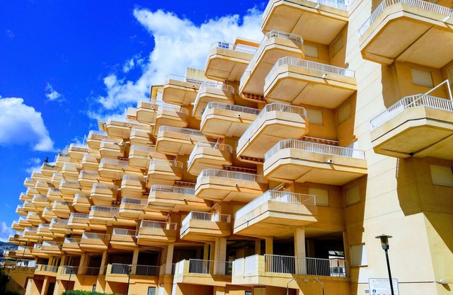 Bonito apartamento, muy cuidado, con vistas al mar y a la piscina!