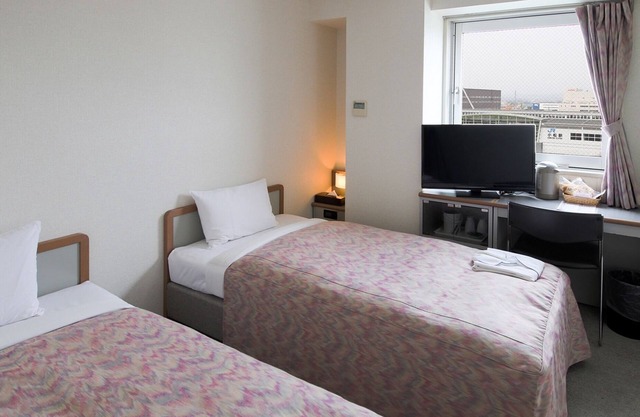 Nonsmoking Twin room / Komatsu Ishikawa