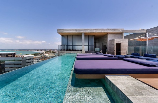 Nwts - Studios in Building With Sea View
