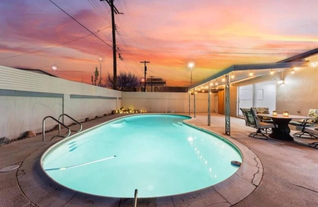Oasis Hideaway!