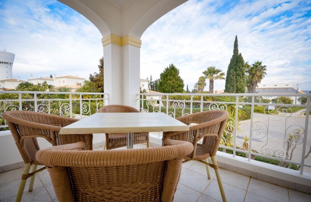 Oasis Parque Alvor Beautiful 2 Bed Villa with Pool AT04