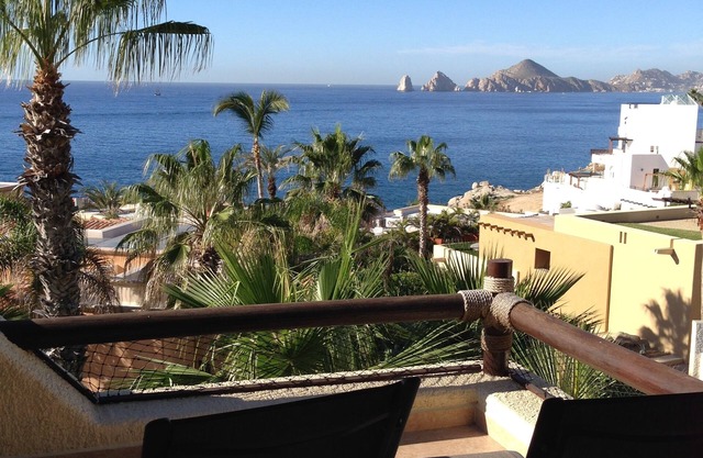 Penthouse con vista al mar y al arco con 2 minutos a pie de la playa