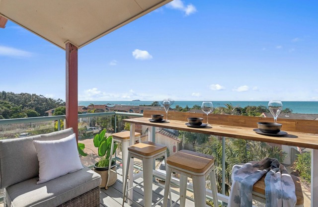 Ocean Edge at Sapphire Beach Coastal Charm & Ocean Views in Aqua Luna Resort