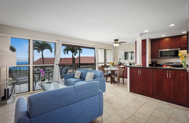 Ocean View 2 Bed 2 Bath Condo In Kona Coffee Villas