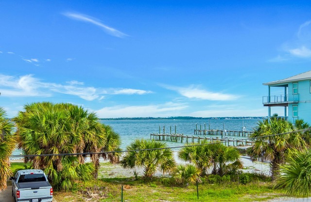 🏝️Ocean Views-Walk to Beach-Sandpit-Multiple Balconies-4BR Bella Vista