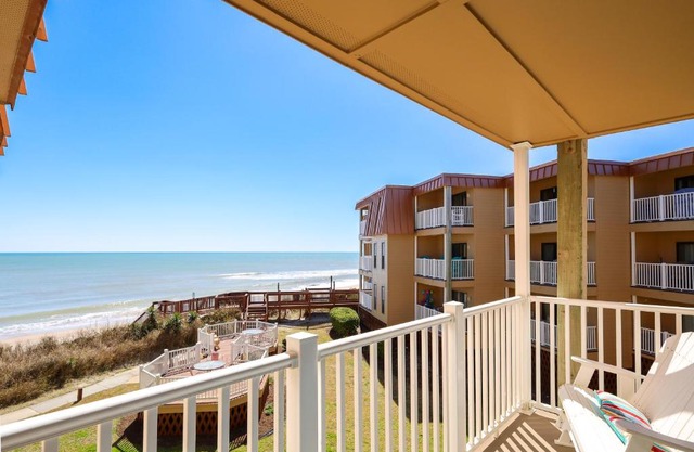 Oceanfront Bliss at Wave Raider -Perfect Getaway