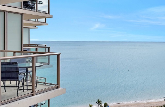 SUITE FRENTE AL MAR St Regis Bal Harbour