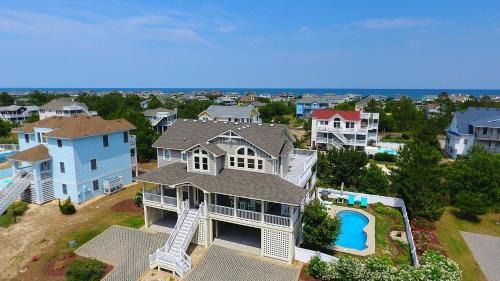 Oceanside, Priv Pool, ELEV, Hot Tub, Keyless entry, BH3, Knot 4 Sail