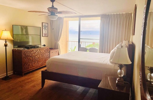 Oceanview Condo at Royal Kahana Resort