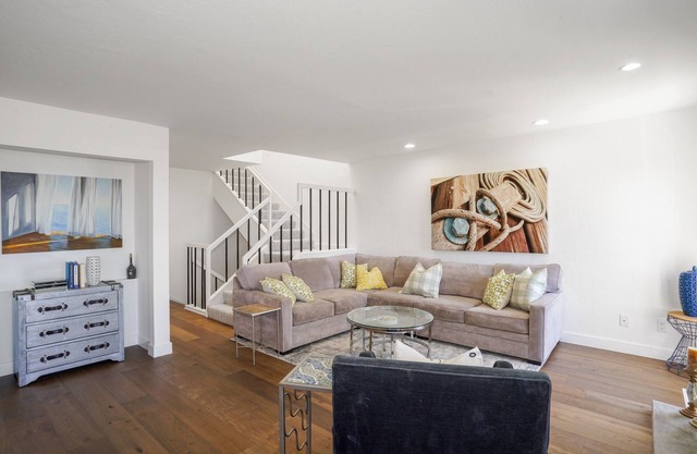 Oceanview Home with the Surf & Sand Lifestyle!!!